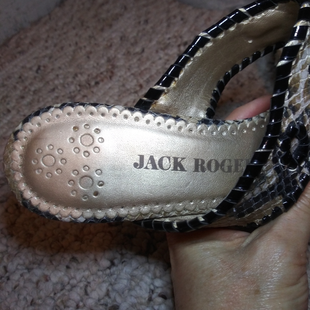 Jack Rogers Marina Black & Tan Snakeskin Kitten Heeled Thong Sandals - Picture 4 of 8